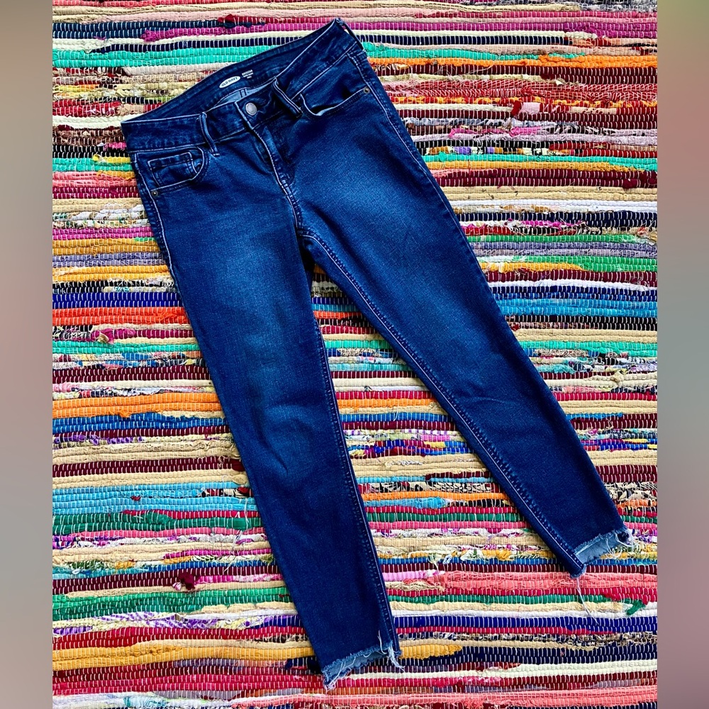 Old Navy ~ Rockstar Super Skinny Ankle jeans